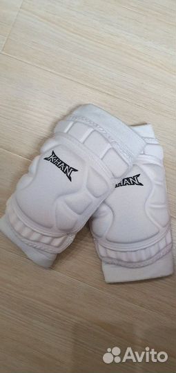 Наколенник для тхэквондо khan