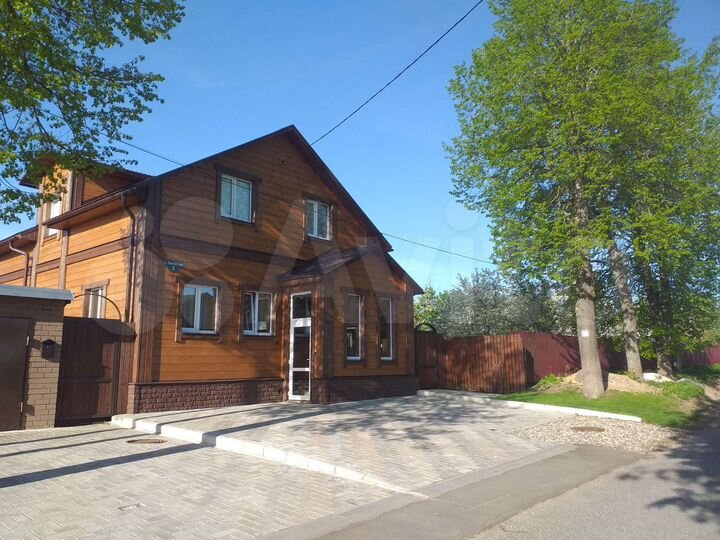 Дом 37 м² на участке 3 сот.