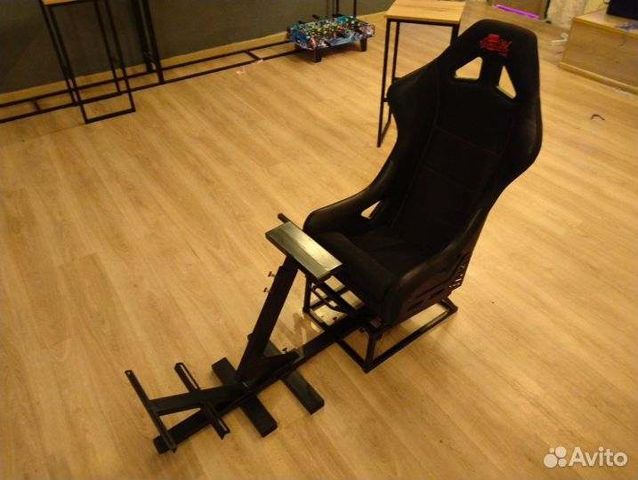 Кокпит для симрейсинга