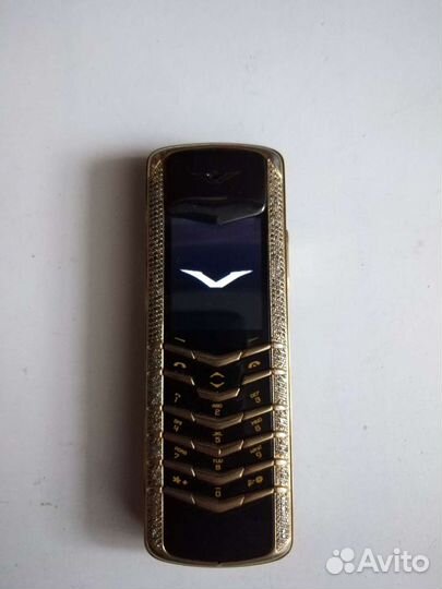 Vertu Signature M