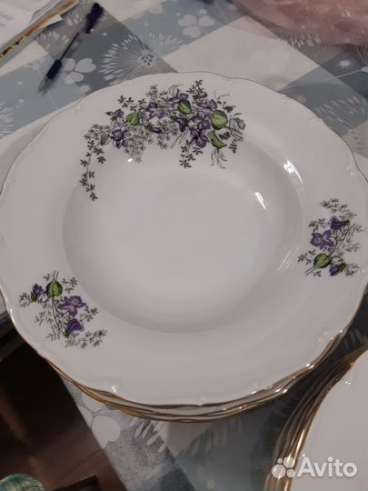 Набор тарелок