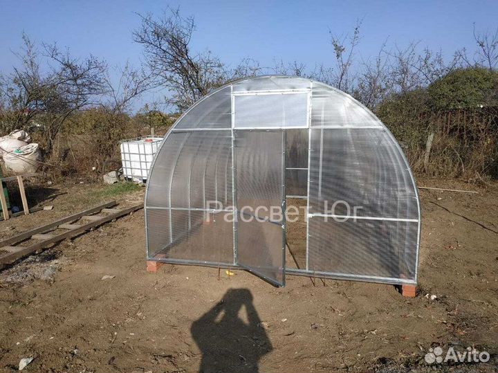 Теплица из поликарбоната