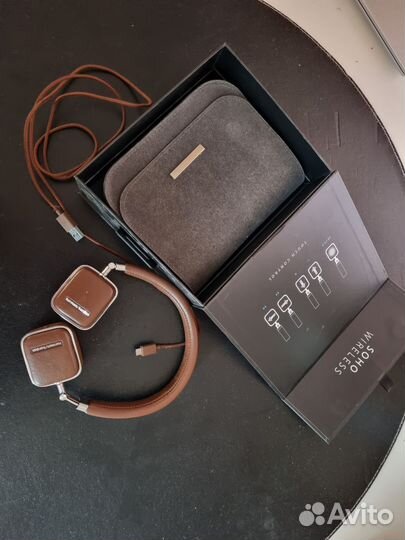 Беспроводные наушники