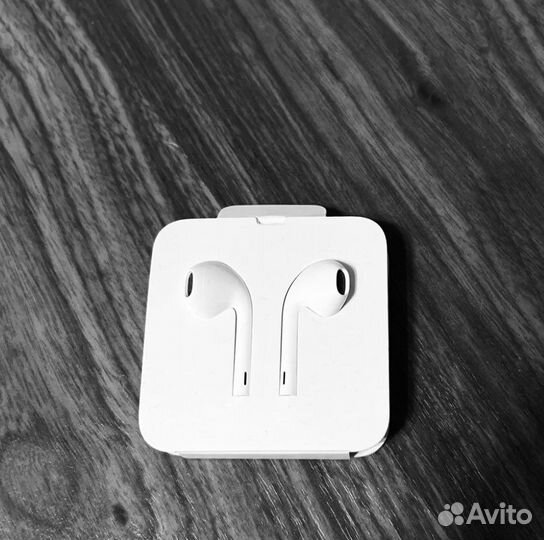 Наушники apple