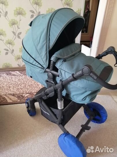 Прогулочная коляска 2 в 1
