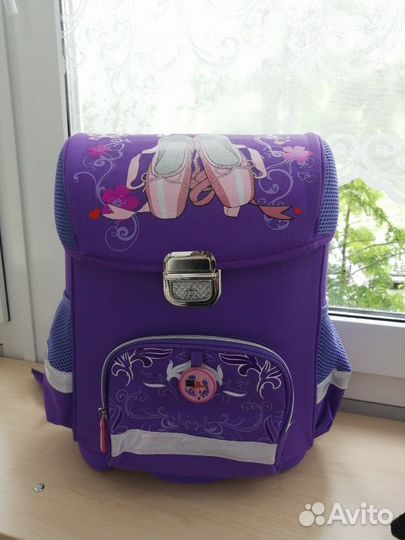 Школьный ранец рюкзак портфель