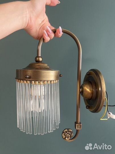 Настенный светильник бра