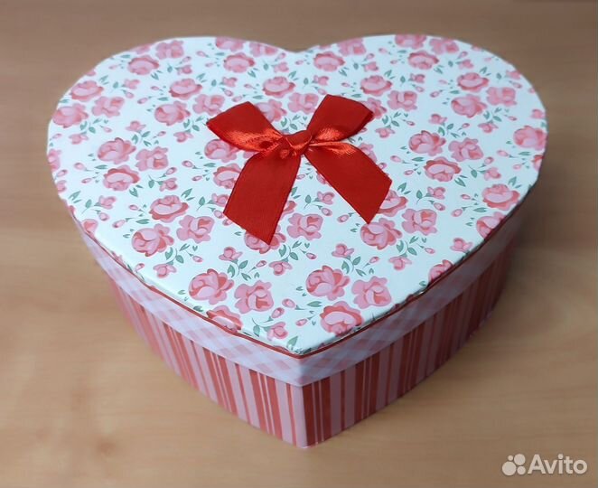 Коробка подарочная