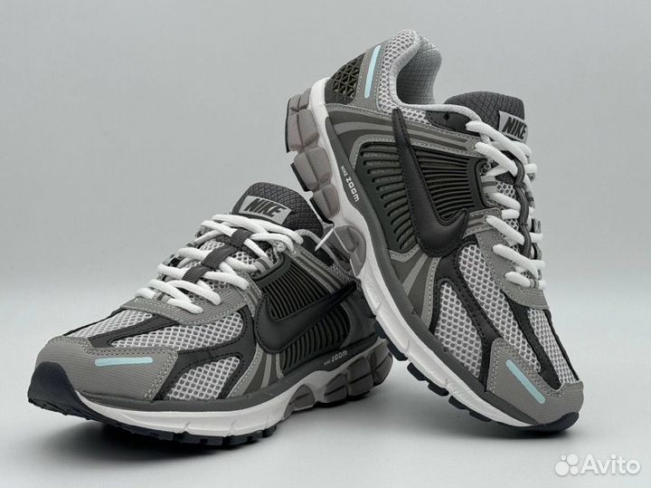 Кроссовки Nike Air Zoom Vomero 5