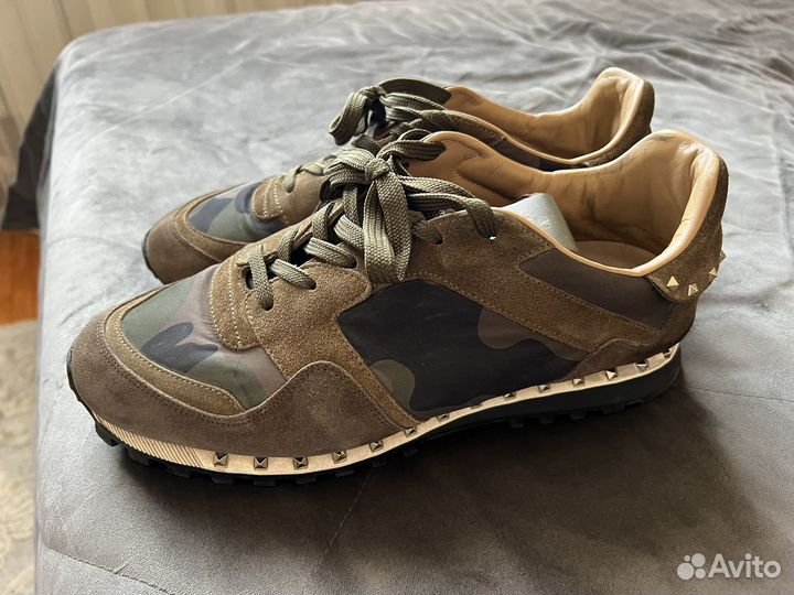 Кроссовки valentino