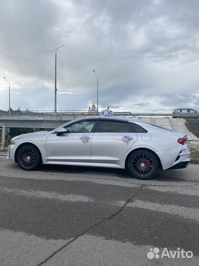 Автомобиль на свадьбу