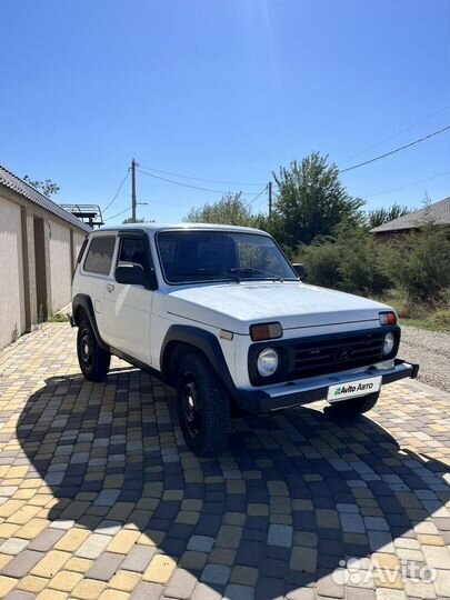 LADA 4x4 (Нива) 1.7 МТ, 2012, 250 000 км