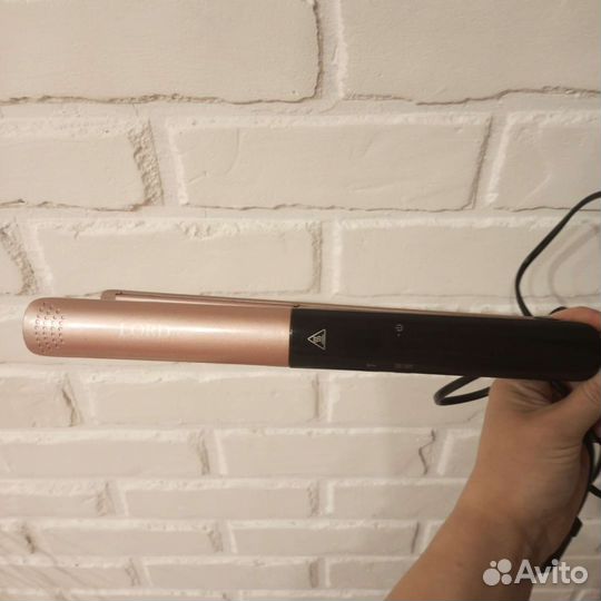 Выпрямитель для волос