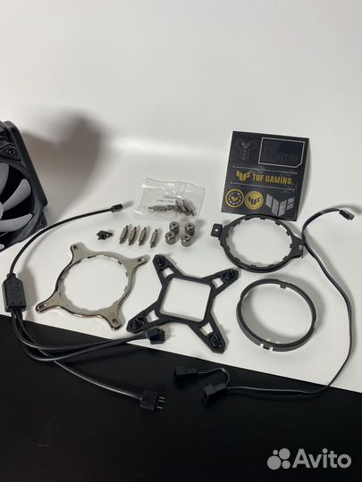 Asus Tuf Gaming LC 240 argb