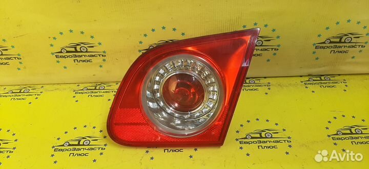 Фонарь задний Volkswagen Jetta 5