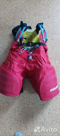 Хоккейная форма (краги, шорты, щитки, нательное)