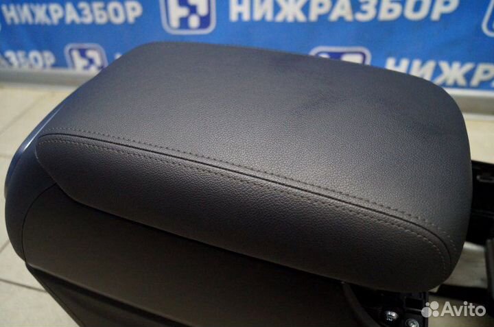 Подлокотник Kia Sorento Prime UM 2.2 TDI (D4HB)