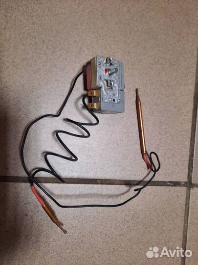 Термостат,ограничитель температуры водонагревателя