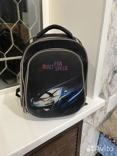 Портфель школьный для мальчика