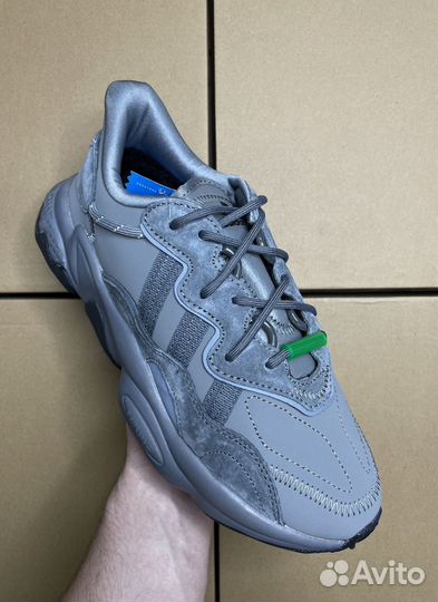 Кроссовки Adidas Ozweego с мехом (серые)