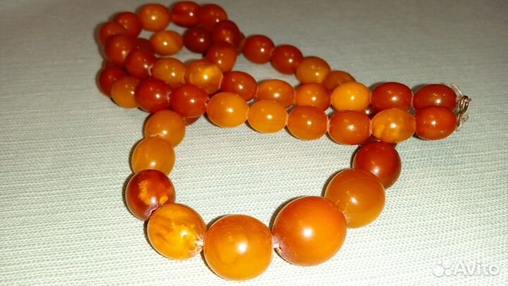 Янтарные старинные бусы янтарь желток пейзажный