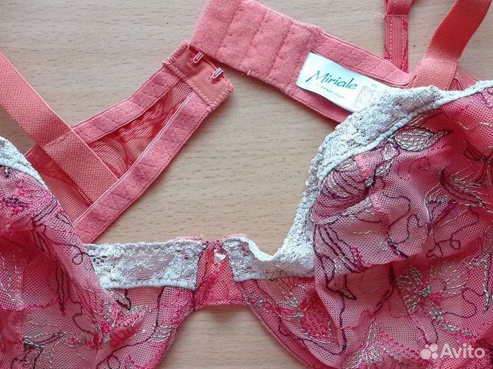 Бюстгальтер новый