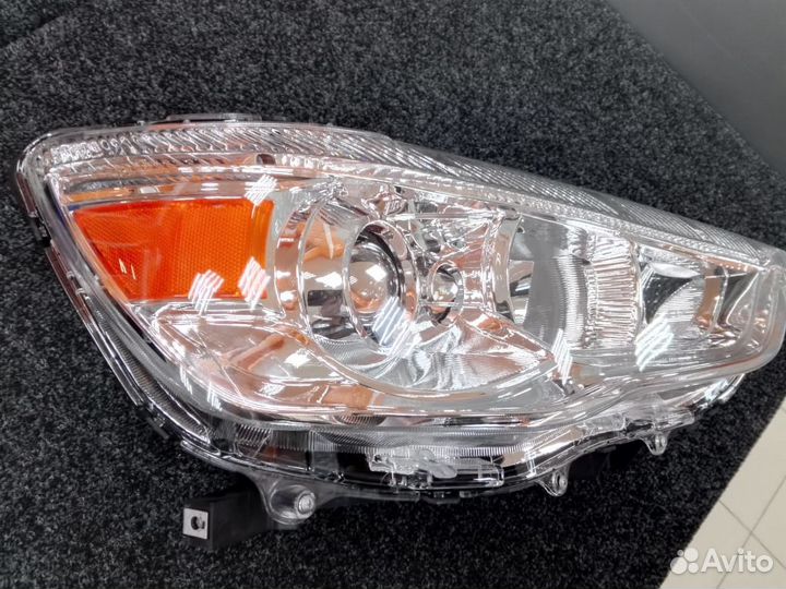 Mitsubishi asx фара правая