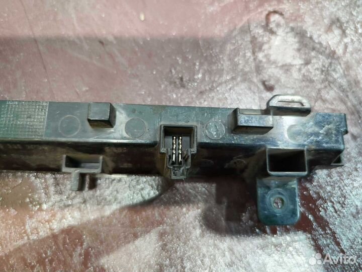 Фонарь стоп сигнала Volkswagen Polo