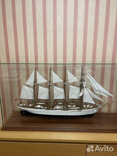 Сборная модель корабля