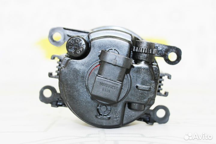 Фара противотуманная правая и левая