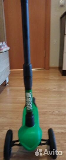 Самокат трёхколёсный 