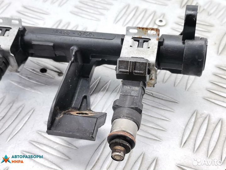 Форсунка Ford Fiesta 5 рест. 2010 1429840