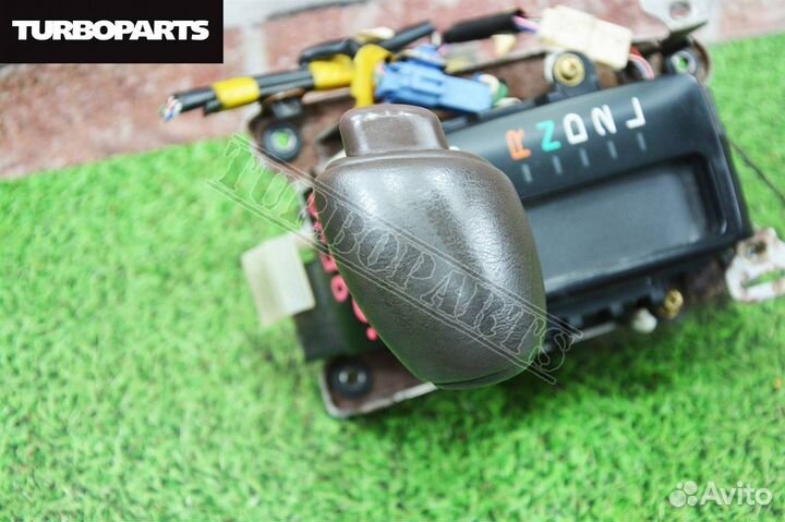 Селектор АКПП Toyota Mark 2 GX90 1GFE