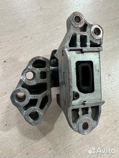 Опора двигателя Jeep Renegade 1.4 2014-2021 7348