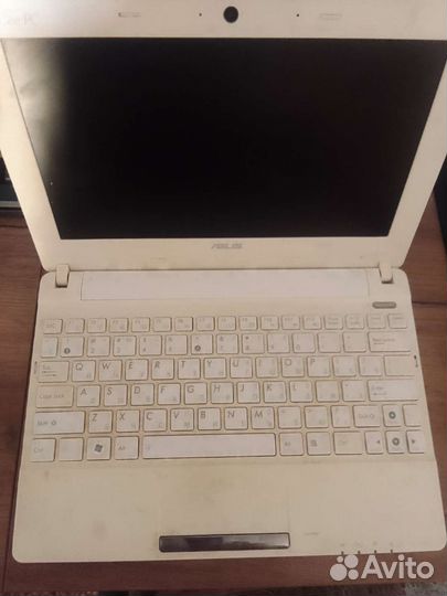 Нетбук asus