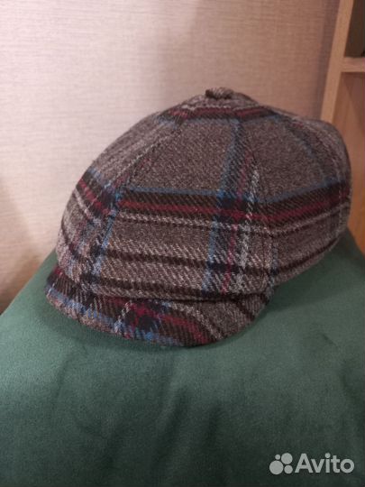 Шляпа, кепка женская (мужская)