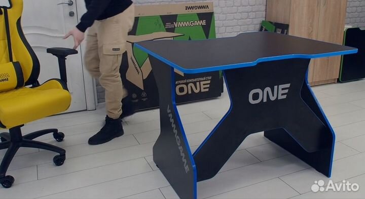 Игровой компьютерный стол vmmgame One Dark Red