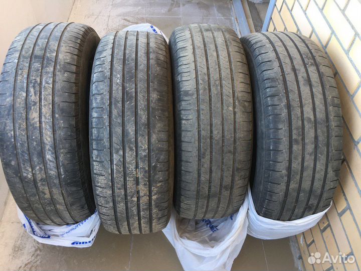 Michelin 4X4 A/T 275/60 R20