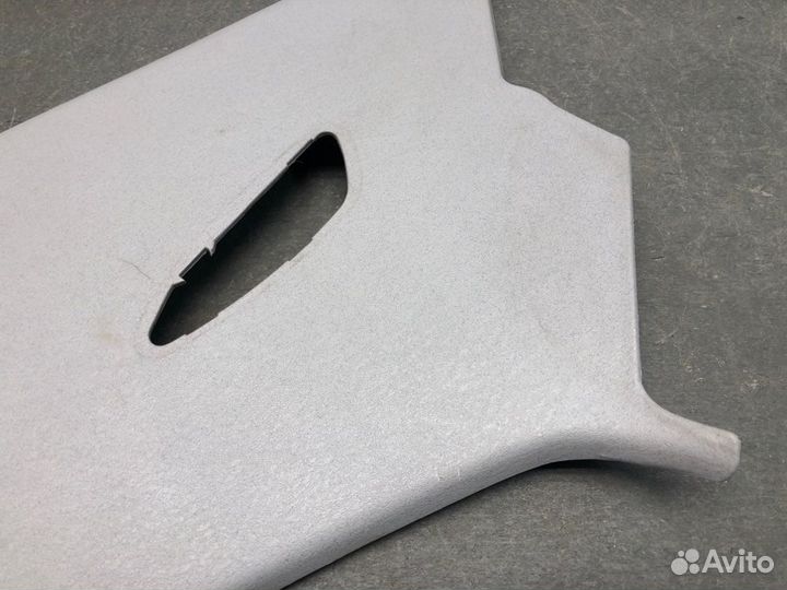 Обшивка стойки задняя левая Mitsubishi Carisma