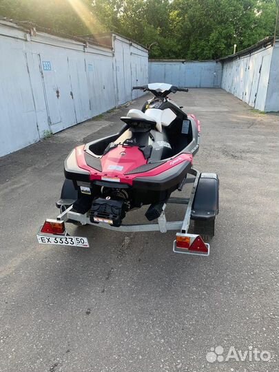 BRP SEA-DOO spark