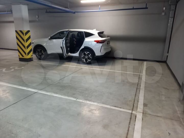 Машиноместо, 16 м²