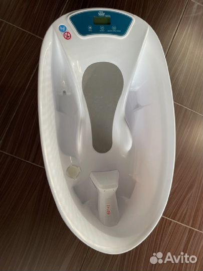 Детская ванночка с электронными весами и термометр