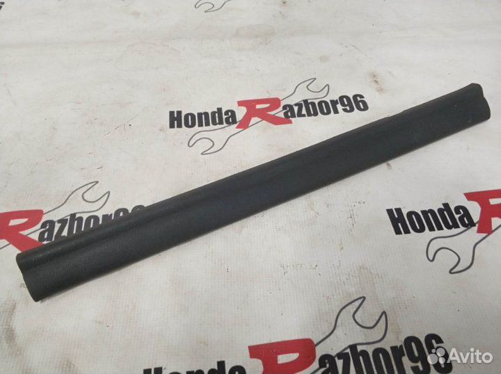 Накладка на порог передняя левая Honda Civic 5D 8