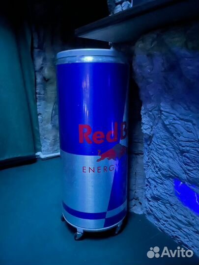 Холодильник Red bull