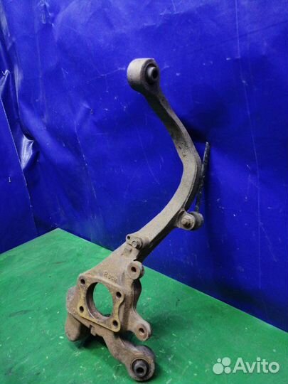 Кулак поворотный задний правый Hyundai Sonata EF