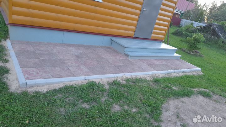 Укладка тротуарной плитки, брусчатки и камня