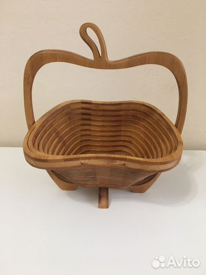 Корзина ваза деревянная доя фруктов в виде яблока