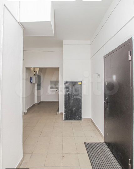 2-к. квартира, 73 м², 1/5 эт.