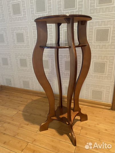 Подставка под цветы дерево