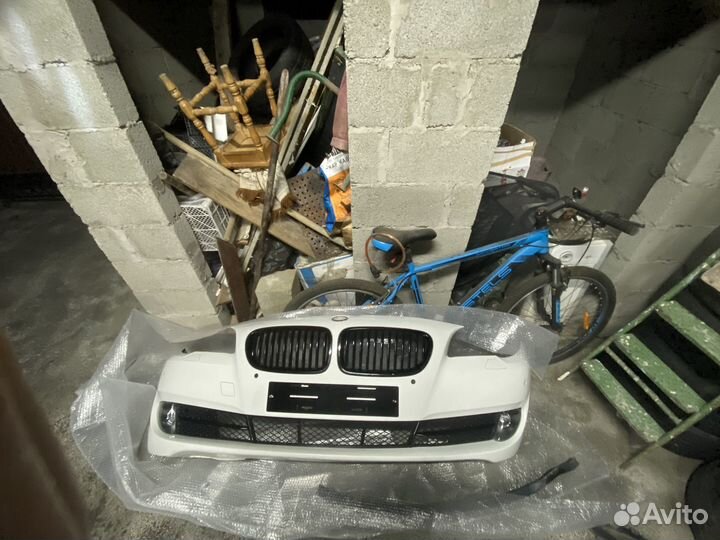 Передний бампер bmw f10